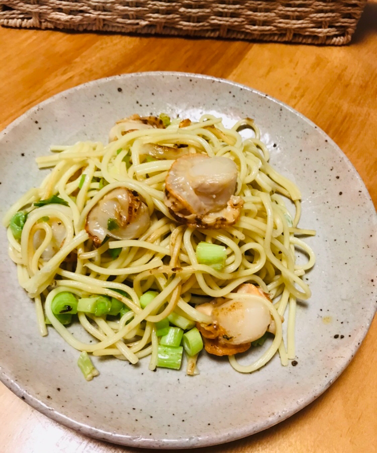 万能ネギとベビーホタテのポン酢焼きそば