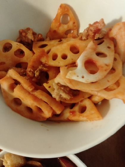 レンコンとひき肉のうまうま炒め