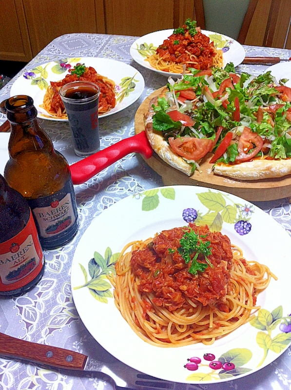 ツナとトマト缶で簡単おいしい♪トマトパスタ