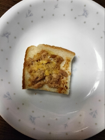 朝食に。ツナマヨ&粉チーズ♡大好き食材！美味しくできました。お詫びです、お納め下さい。