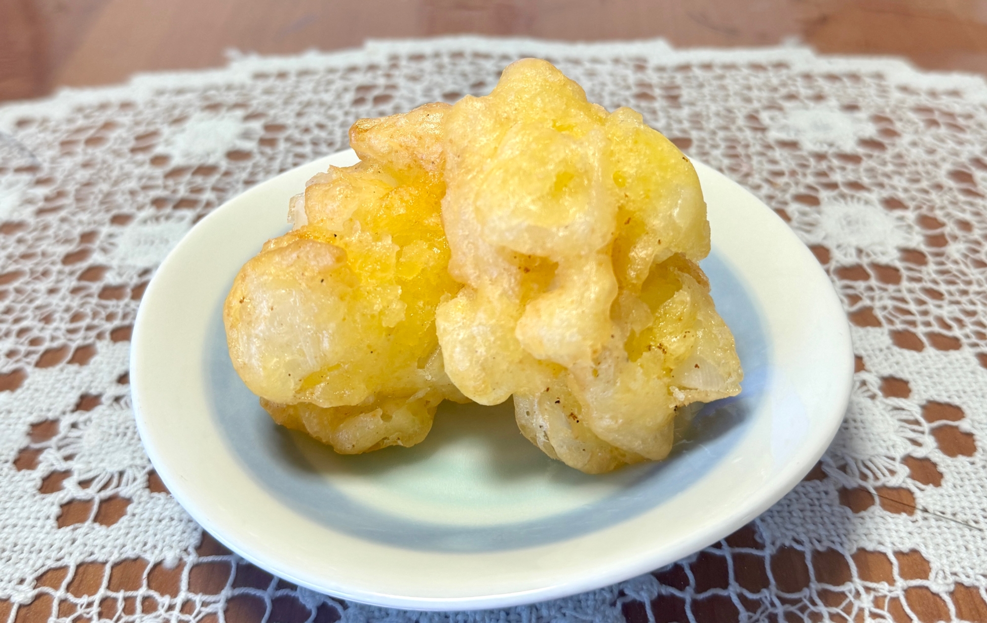 シンプルに❗️新玉ねぎだけの☆天ぷら(かき揚げ)