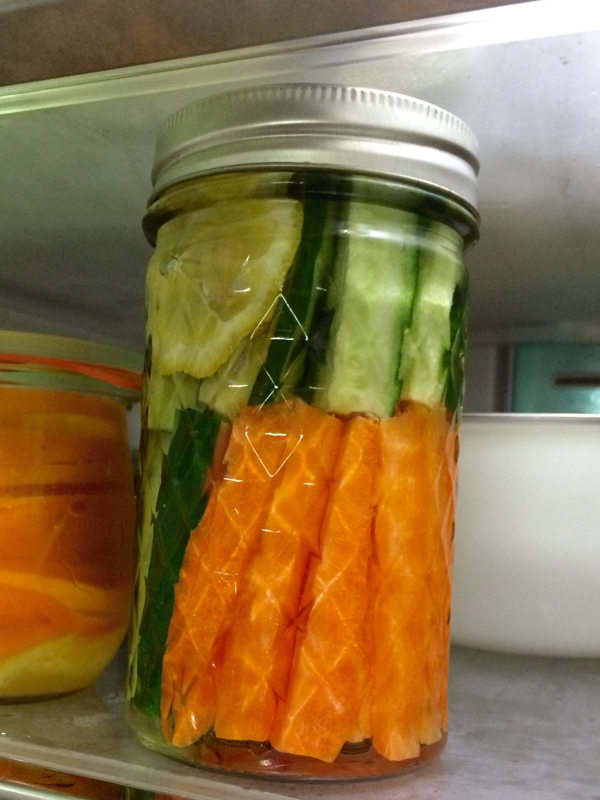 かんたん酢にひと手間、漬けるだけピクルス