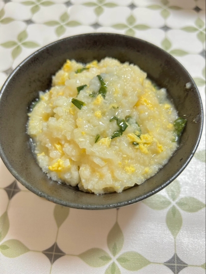 ニラがなかったので、小松菜で作りました(^^)
優しいお味で美味しかったです♪
ごちそうさまでした♡