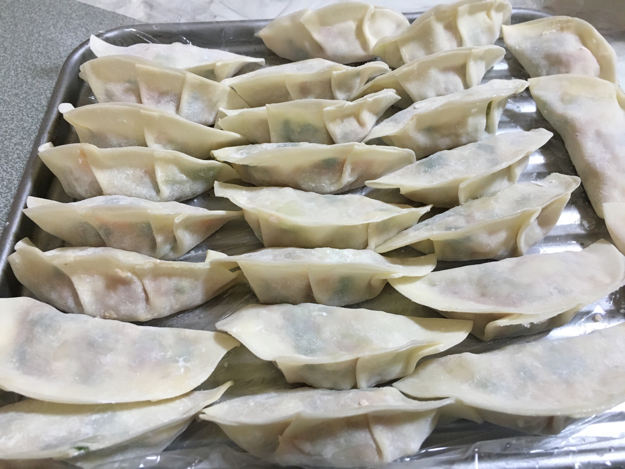 手作り餃子の作り方♪