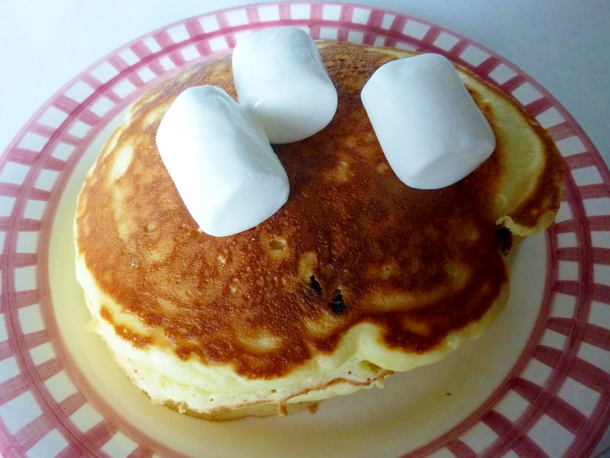 ☆マシュマロとろ～り♪　レーズン入りホットケーキ☆