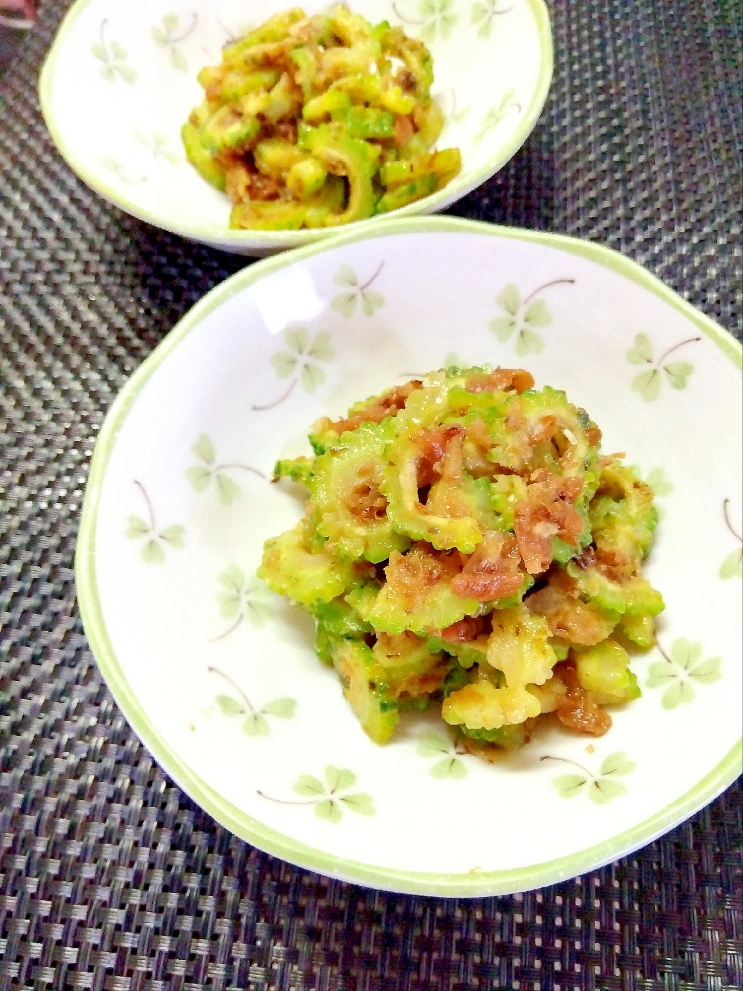 油分が決め手★ゴーヤの梅かつお和え