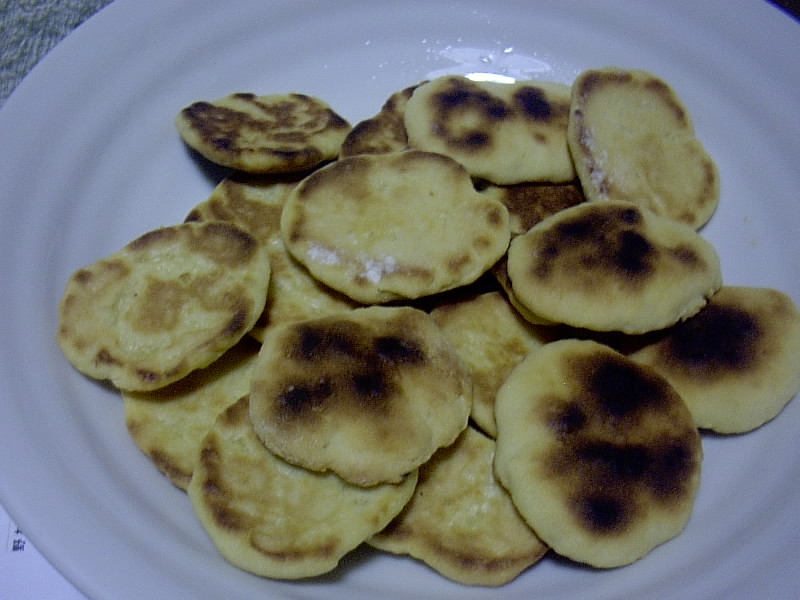 フライパンでつくるかんたんたまごクッキー