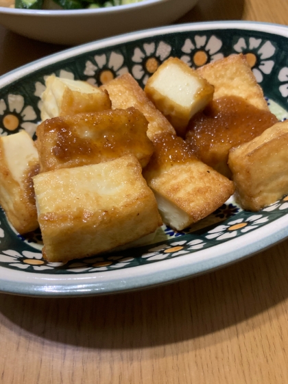 焼肉のたれがなかったので、ポン酢で頂きました☆カリッとしてて美味しかったです！また作らせて頂きます。