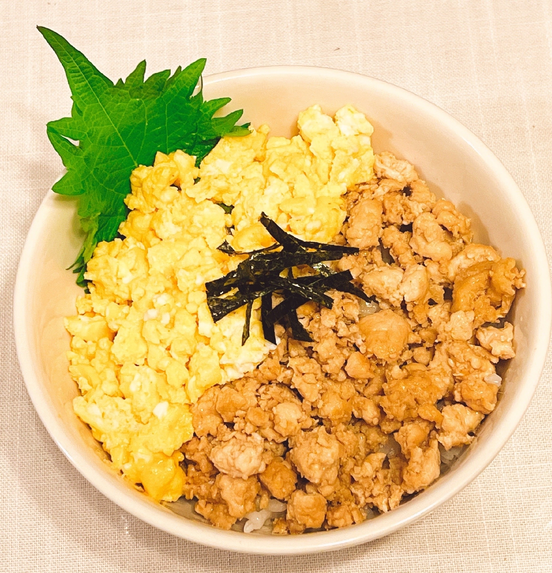 ☆油を使わない手作り鶏そぼろ丼