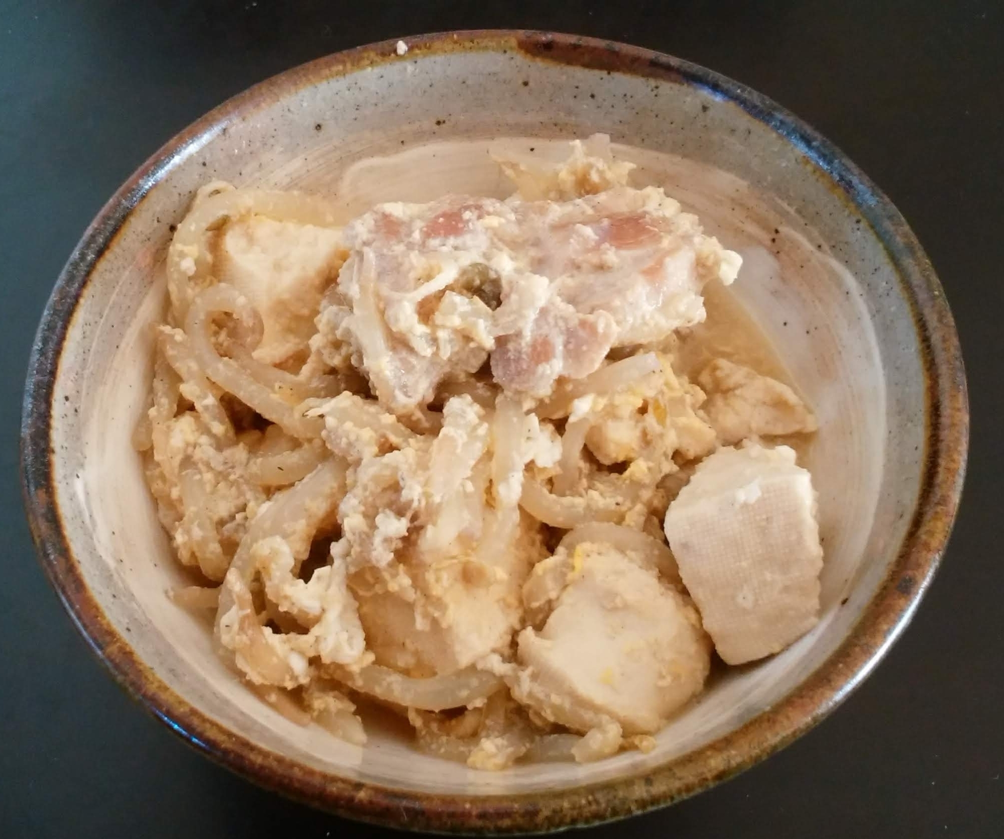鶏胸肉と豆腐の卵とじ