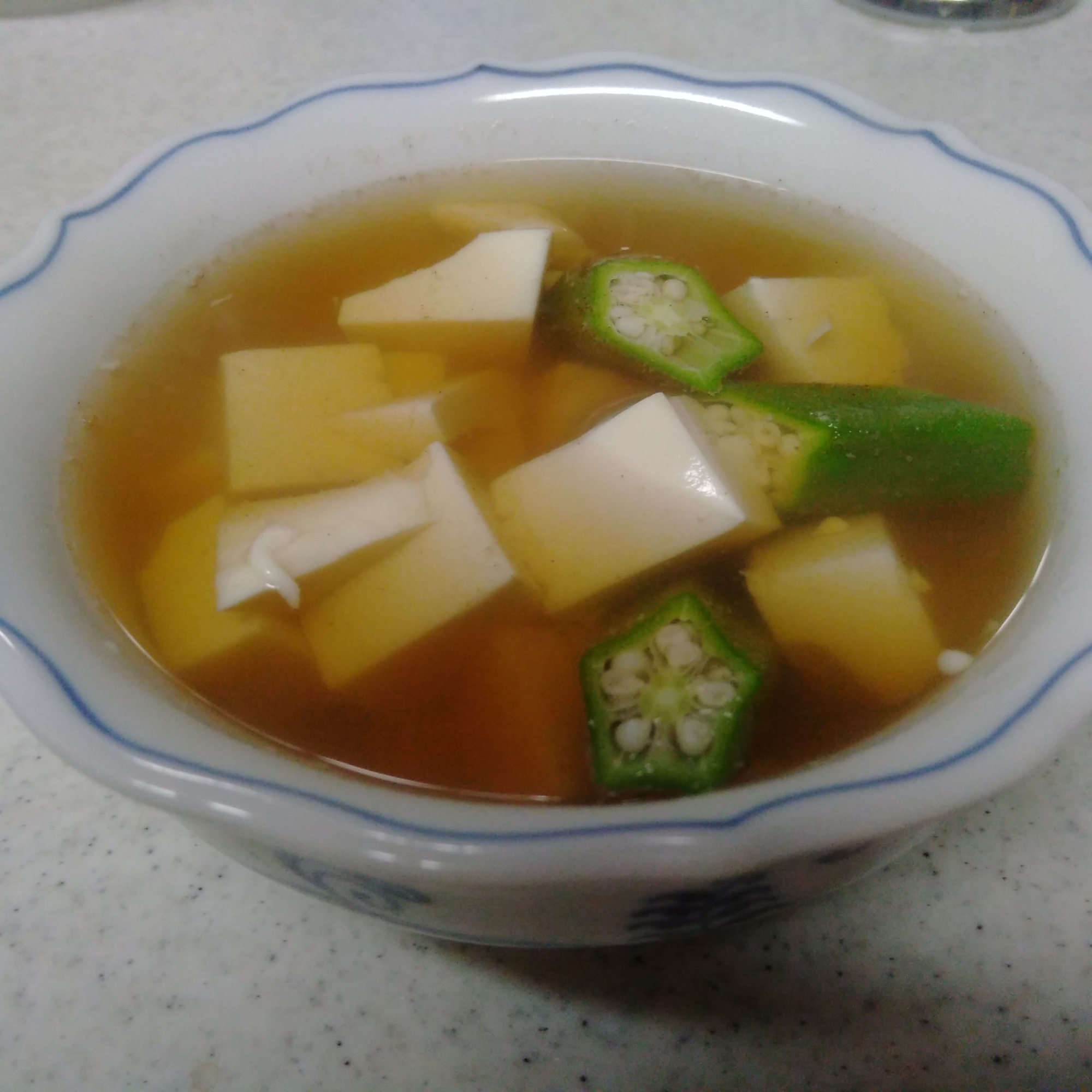 オクラと豆腐の和風スープ