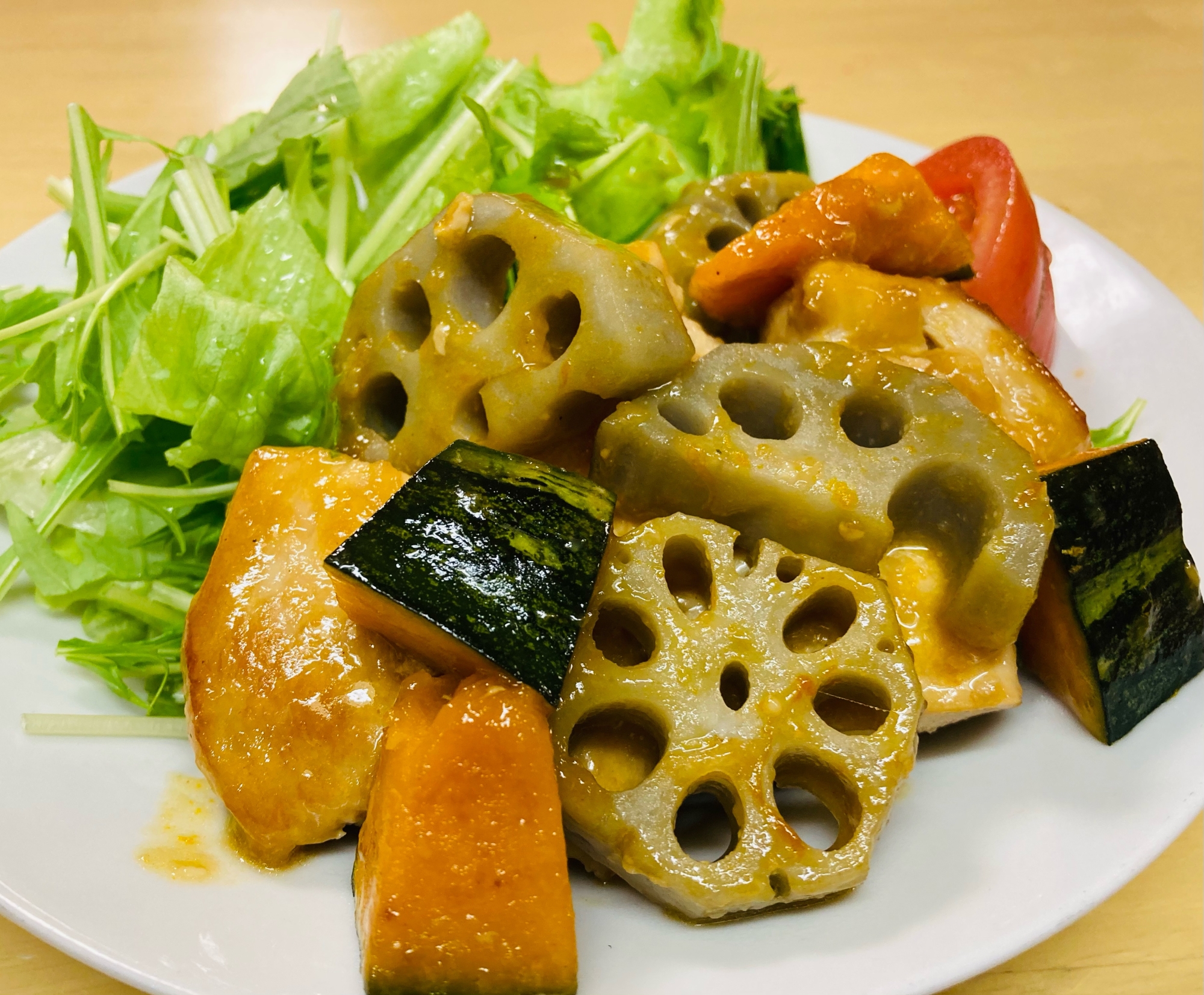 鶏胸肉と蓮根かぼちゃの甘酢炒め