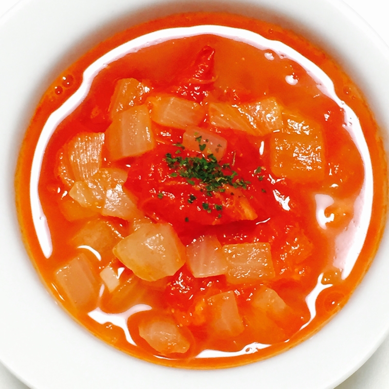 新玉ねぎのトマトスープ