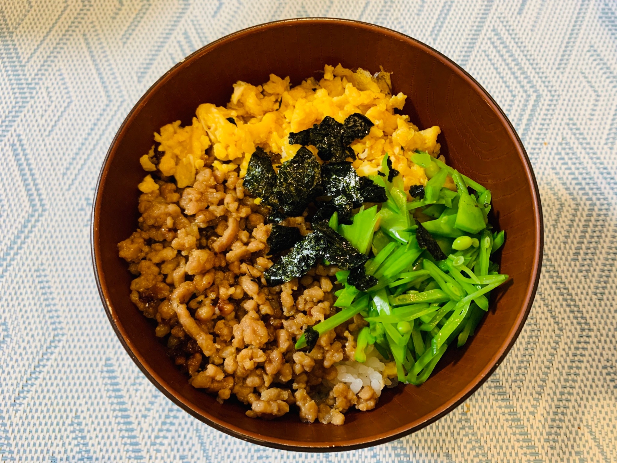 ★三色丼（No.16）