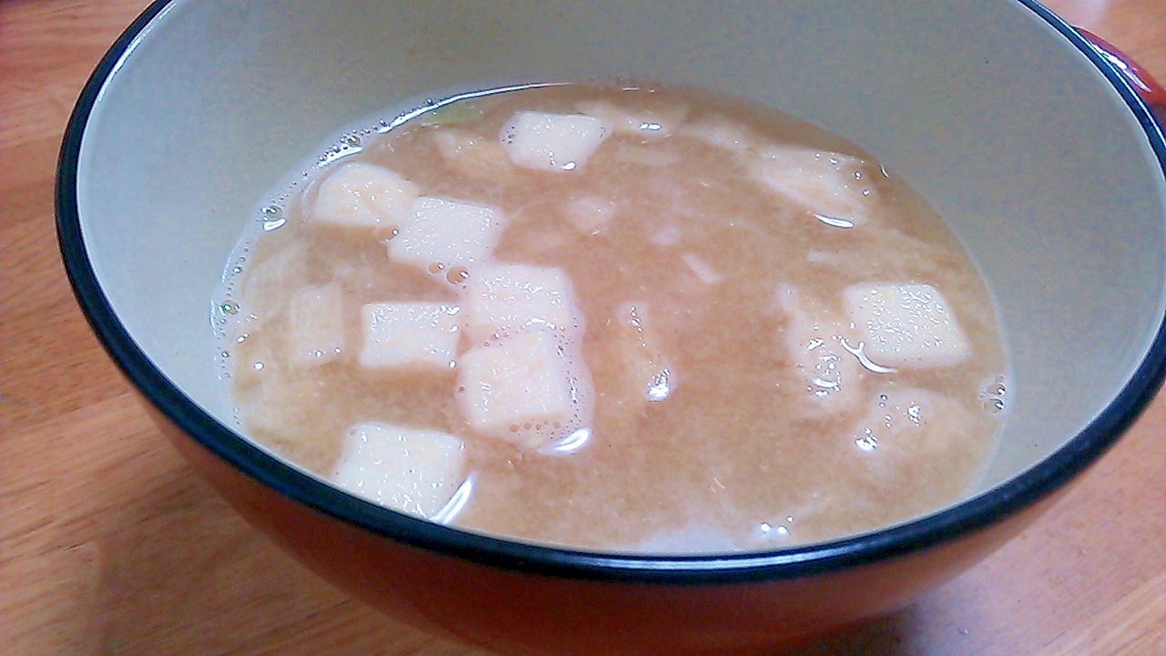 冷凍豆腐の味噌汁♪