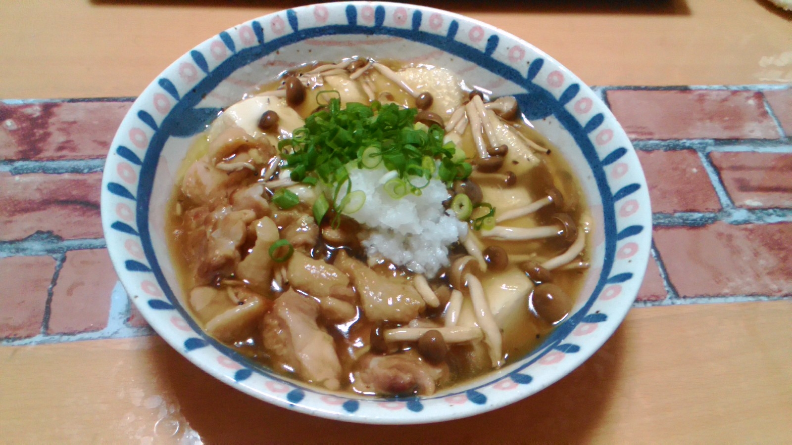 ★豆腐と鶏のきのこ餡かけ　揚げ出し豆腐風★