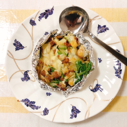 簡単すぎる♡白菜とソーセージのチーズクリーム煮