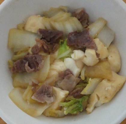 家にあるもので！白菜と豚肉と豆腐の簡単すき焼き丼