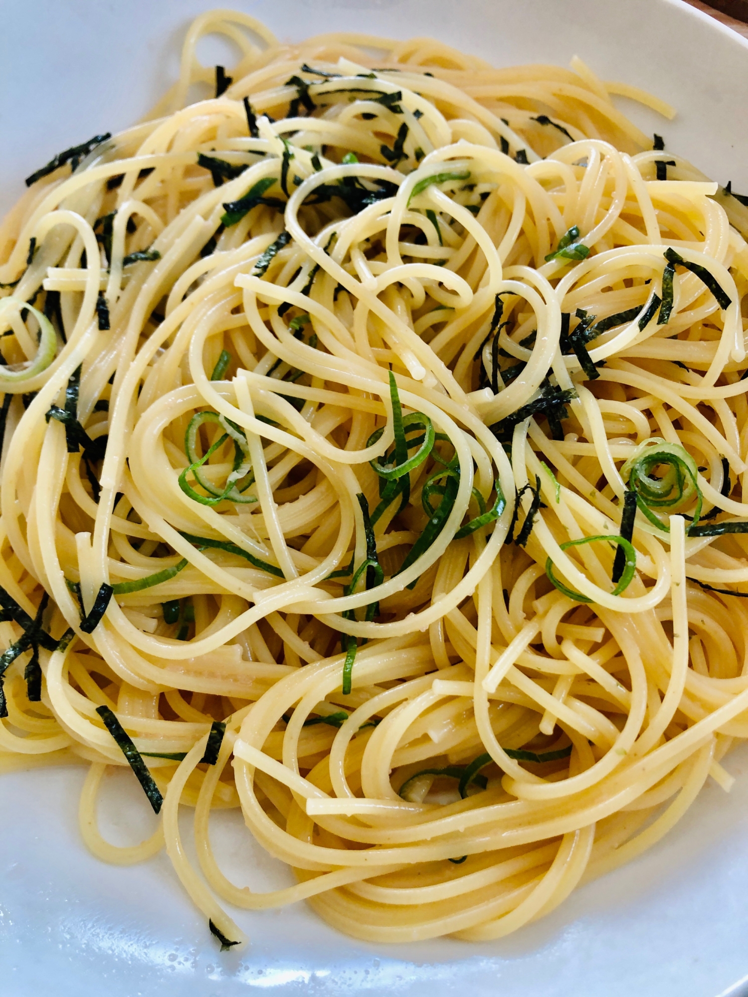 刻み海苔とネギの和風パスタ