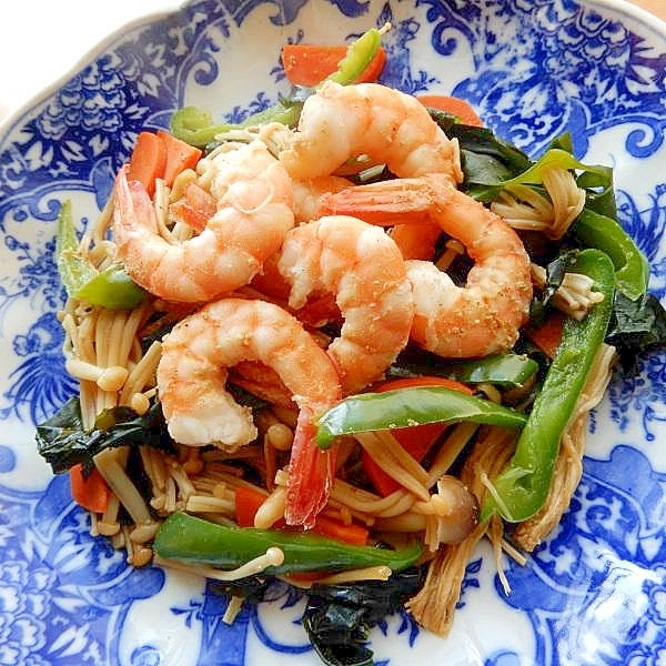 殻剥きエビで❤ワカメ&キノコ&野菜の酒蒸し♪