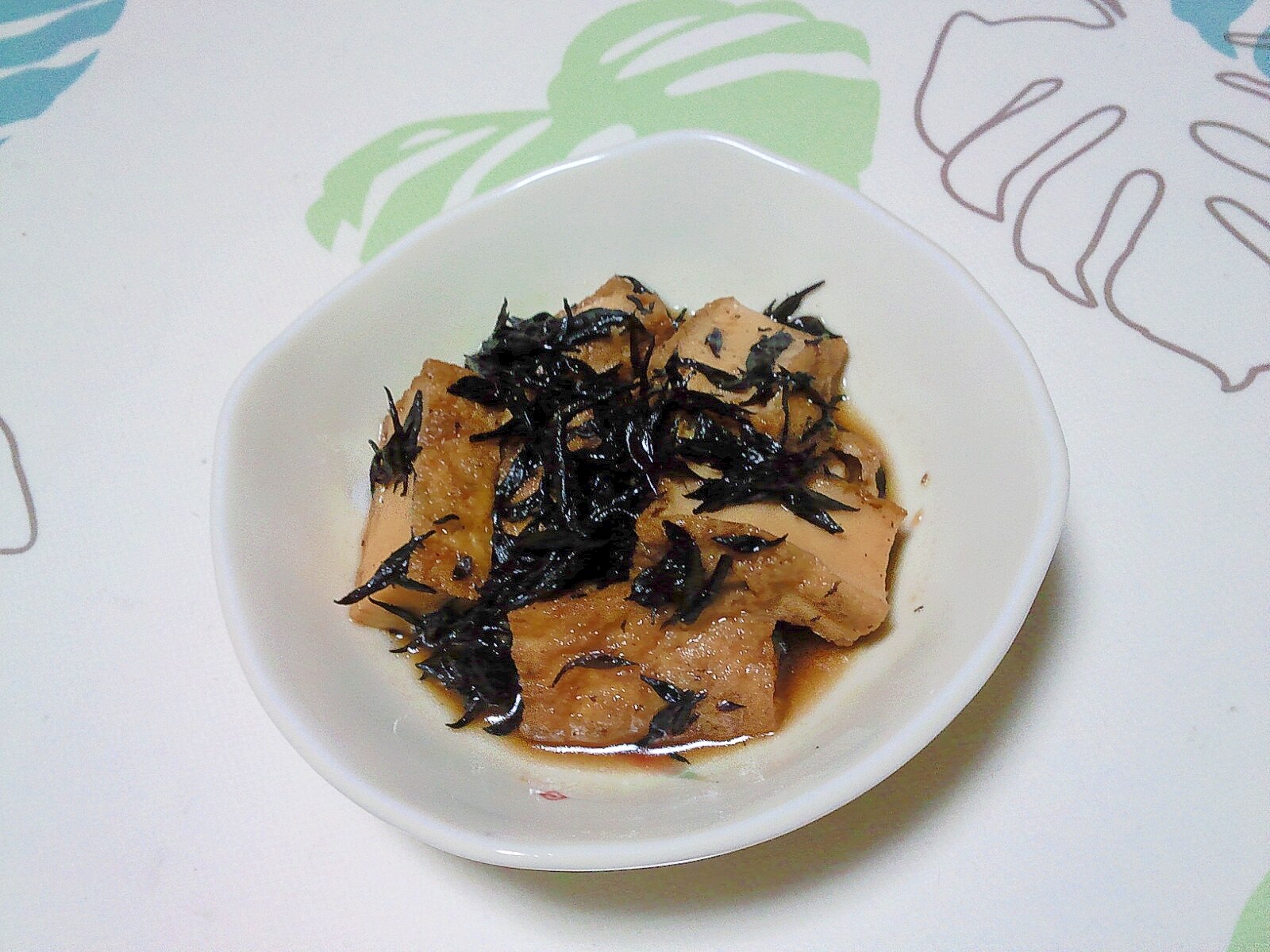 ひじきと厚揚げの甘辛生姜煮＋＋ レシピ・作り方 by aoi++ - 楽天レシピ