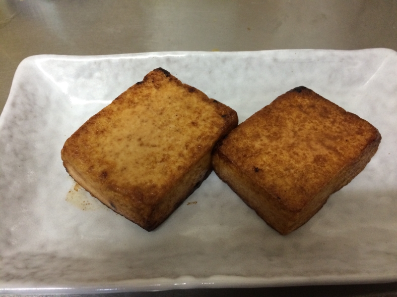 さっぱり美味しい 焼き豆腐