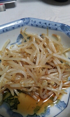 レシピ通りに作ったら、ちょっと私にはごま油がキツかったです(^_^;)
ぽん酢を加えて、ちょっとさっぱりさせて食べました！