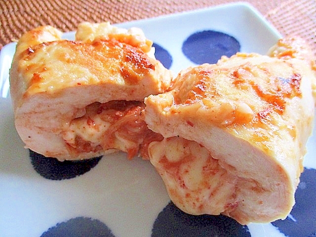 フライパンで簡単♪鶏むね肉のキムチーズ挟み焼き