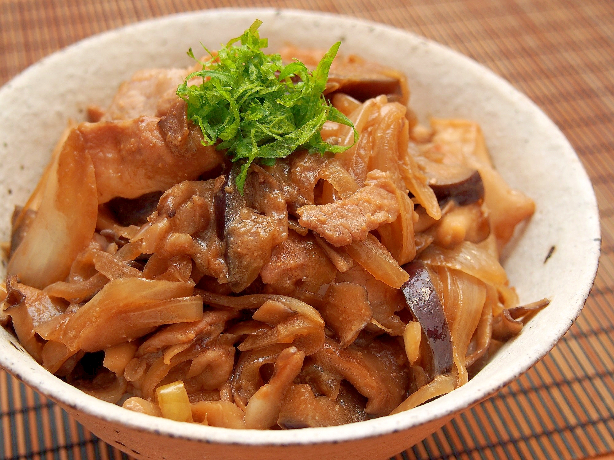 簡単節約 少ないお肉でボリュームたっぷり味噌豚丼 レシピ 作り方 By 鶏のから揚げ 楽天レシピ