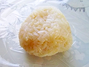 ごま油×マヨ醤油おにぎり