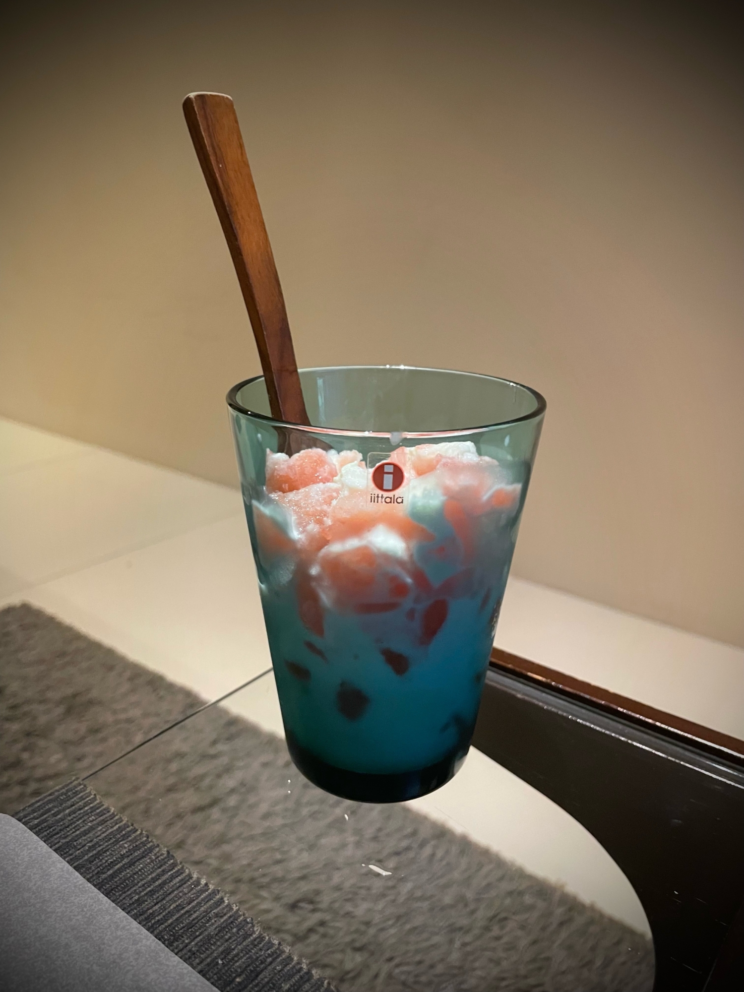 残ったスイカと余ったソフトクリームで♪スムージー