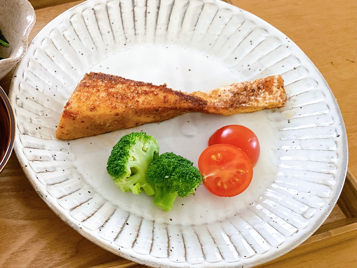 エンペラーサーモンの香草パン粉焼き