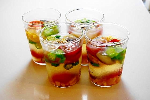 見ても食べても涼しい！夏野菜と海老の和風ゼリー寄せ