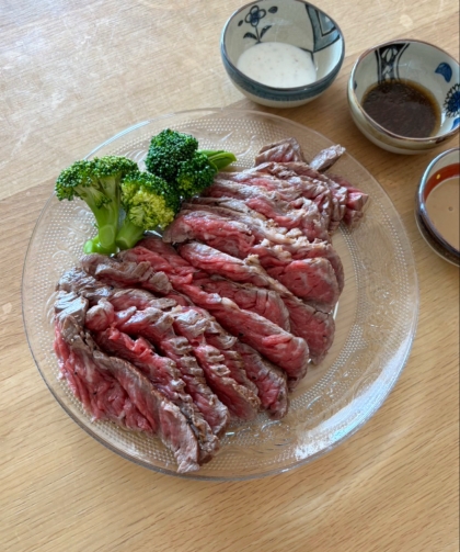簡単！失敗なしのローストビーフ♡絶品ソース！