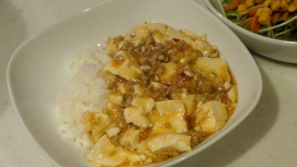 辛いのが大好きなので超好みの味でした！
麻婆豆腐丼でいただきました〜ごちそうさま♪