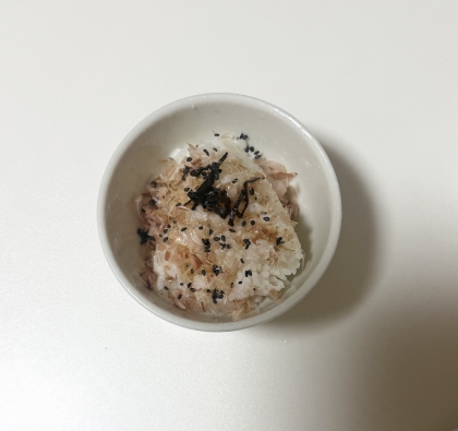 雑穀ごはんおにぎり 佃煮&しらす&白ごま