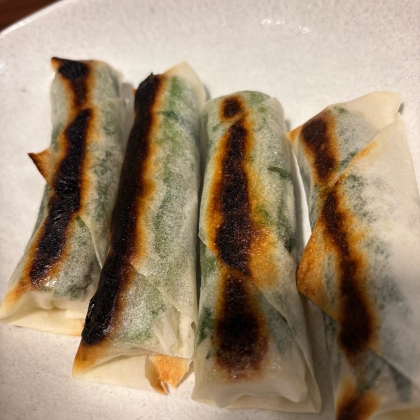 おつまみに( ˘ᵕ˘ )ささみとチーズの焼き春巻き