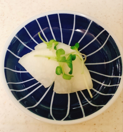 きゅうりなくて貝割れ大根で緑色を添えました♡(  _ _)♡カリカリ♪とても美味しかったですෆˎˊ˗いつも素敵なレシピをありがとうございます