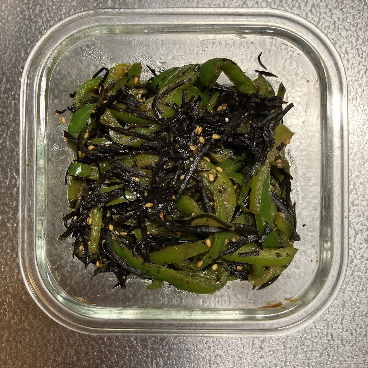 お弁当おかず ピーマンとひじきのさっぱり炒め レシピ 作り方 By Ayatoy 楽天レシピ