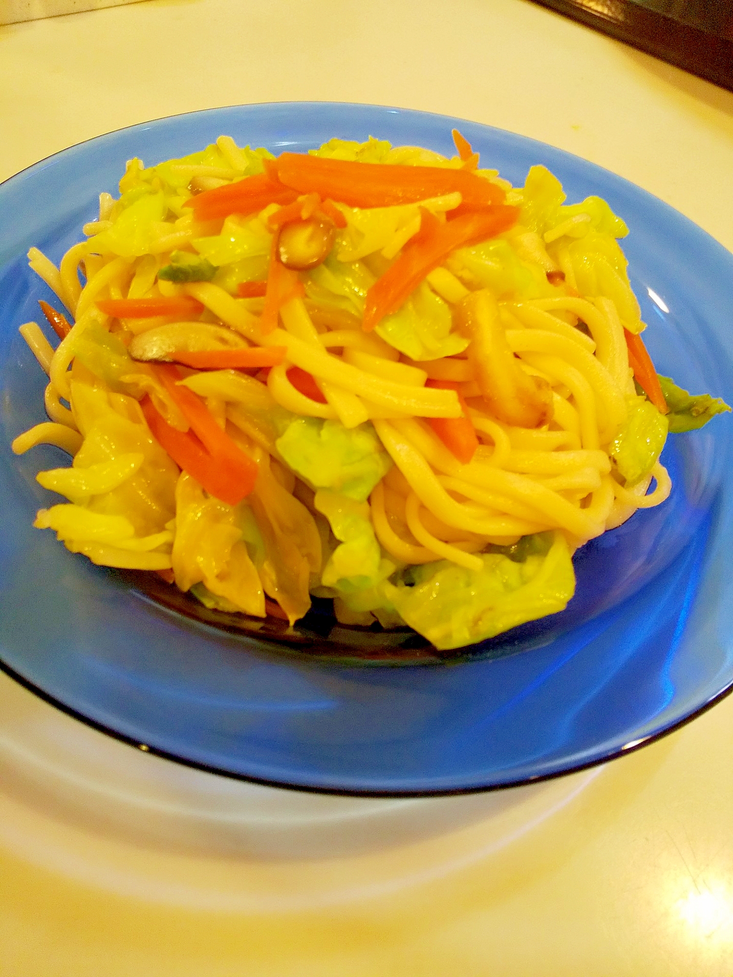 茹でて余ったうどんで焼きうどん