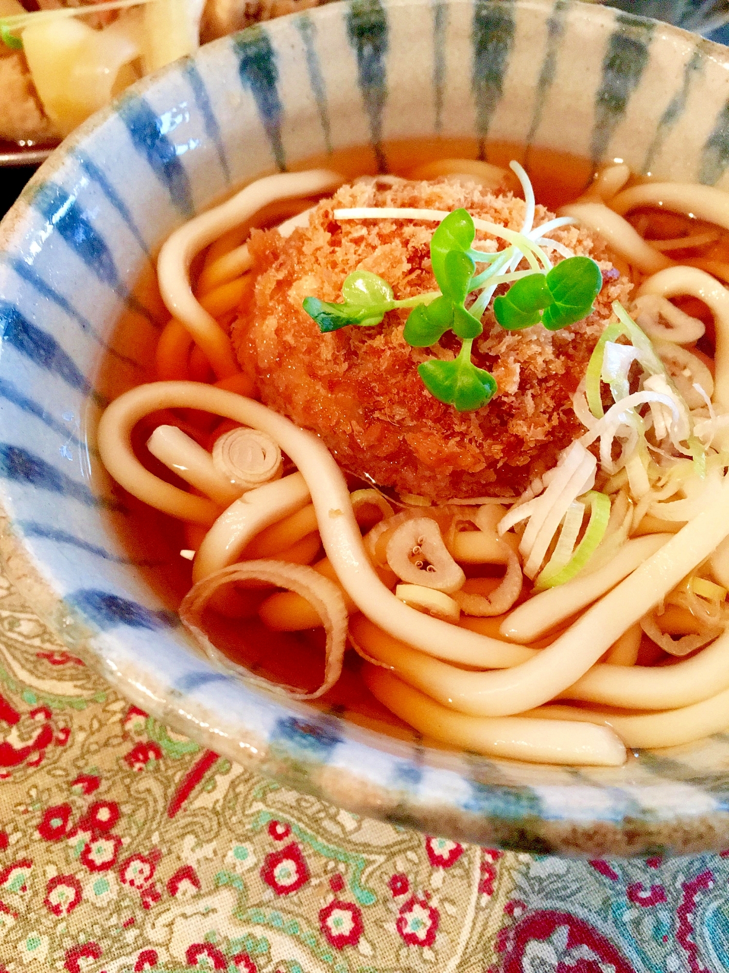 メンチカツうどん♩(惣菜メンチを使用で簡単)