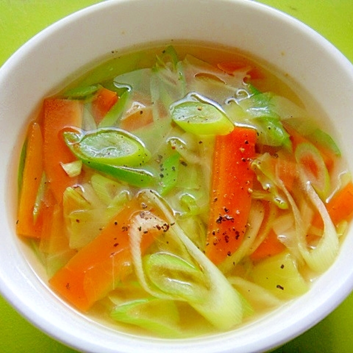 キャベツと人参長ネギのコンソメスープ レシピ 作り方 By Mint 楽天レシピ キャベツと人参長ネギのコンソメスープ レシピ 作り方 By Mint 楽天レシピ