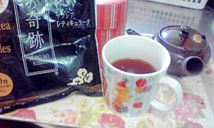 こだわりのお茶。黒烏龍茶系とほうじ茶のブレンド♪