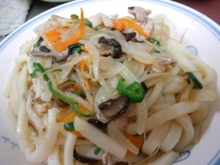 ＊醤油味でさっぱり簡単焼うどん＊