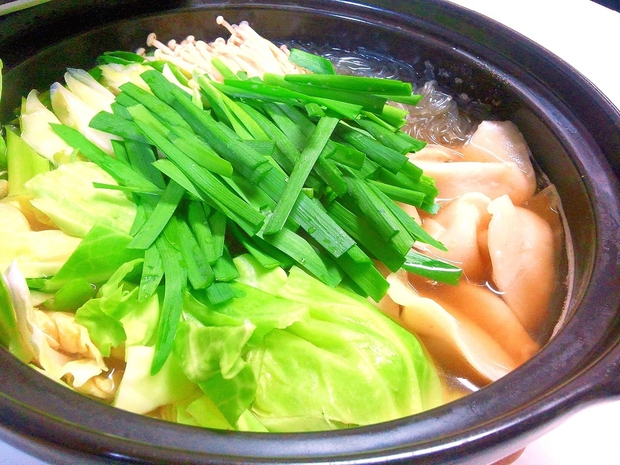 今日の鍋 シメまでおいしいほっかほか餃子鍋なら 子どもも大人も大満足 デイリシャス 楽天レシピ