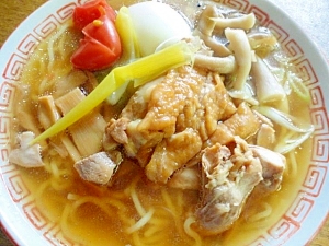 旨し！鶏チャーシュー麺