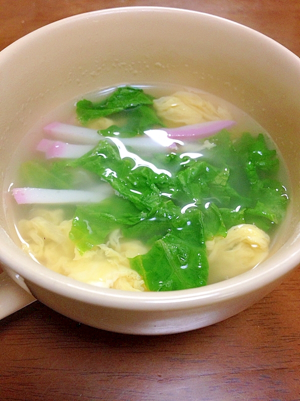 かまぼこと卵とレタスの中華スープ