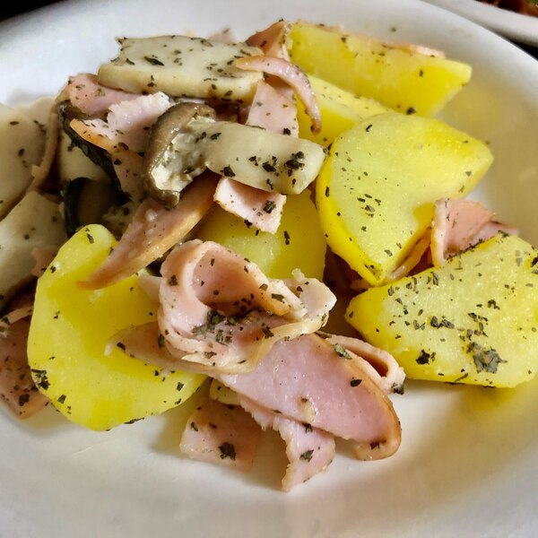 ジャガイモとハムのバジル炒め レシピ 作り方 By Ol2 楽天レシピ ジャガイモとハムのバジル炒め レシピ 作り方 By Ol2 楽天レシピ