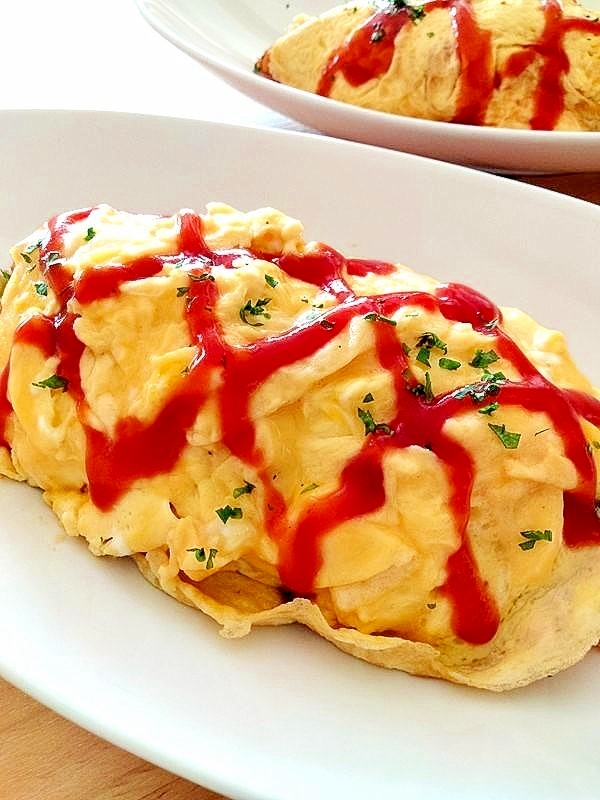 もち麦入りチキンライスのオムライス