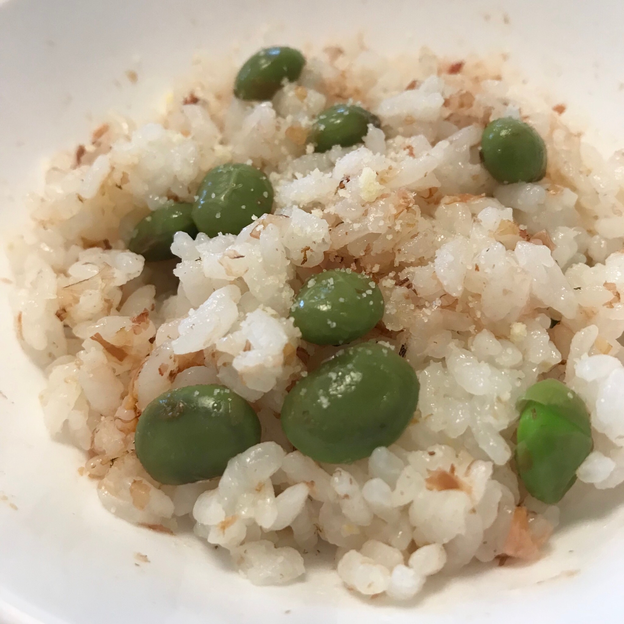 【幼児食】枝豆とおかかの混ぜごはん